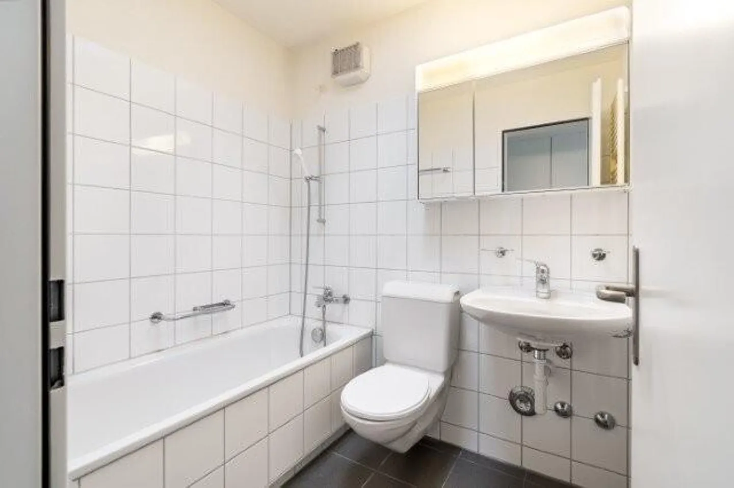 Gemütliche Wohnung im Grünen - Foto 4 von 10