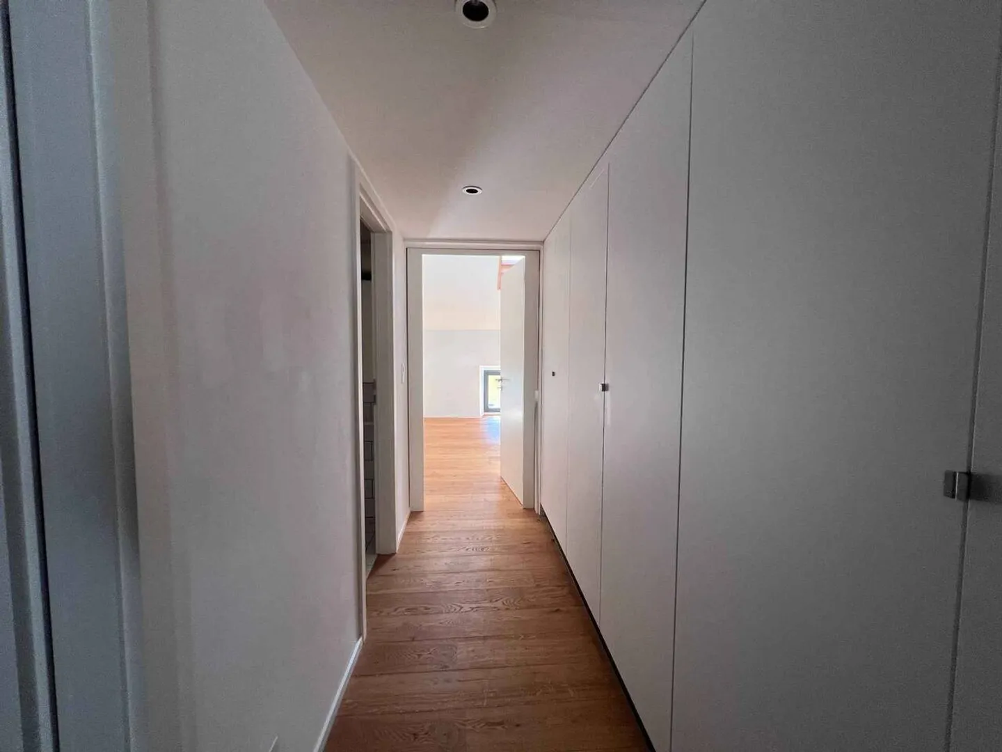 Charming Duplex Apartment - Photo 3 of 7