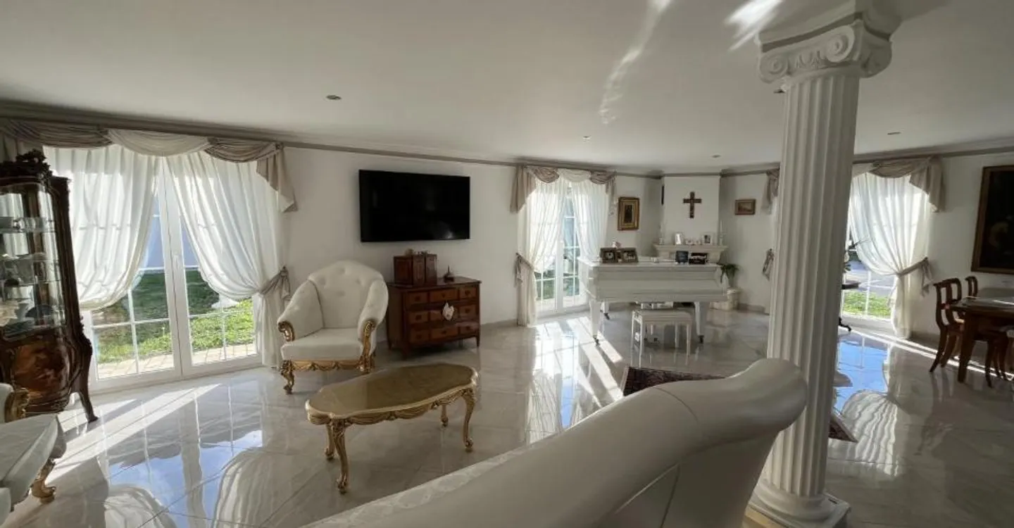 MAGNIFIKANTE EINZEL VILLA - Foto 9 von 12