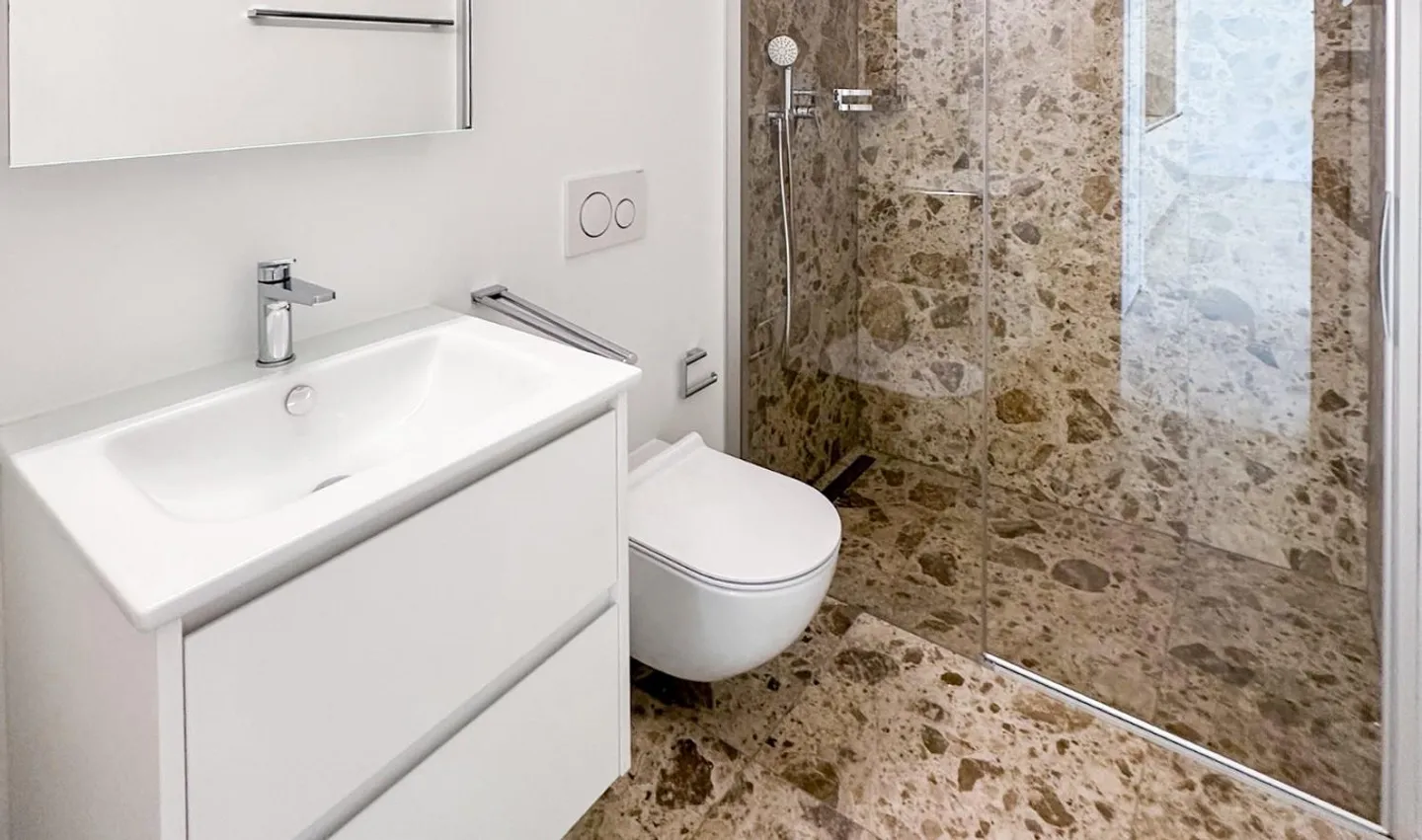 ELEGANTE 2.5 LOCALI CON GIARDINO A LUMINO (TI) - Foto 8 di 8