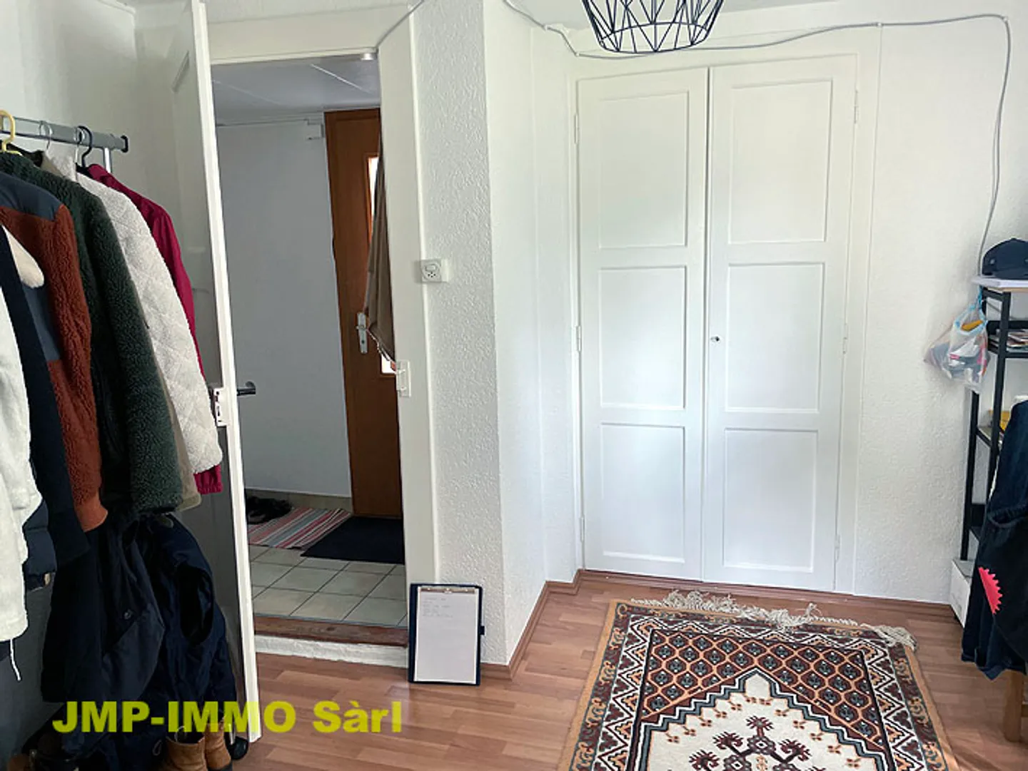 Appartement Rénové au Village - Photo 4 sur 21