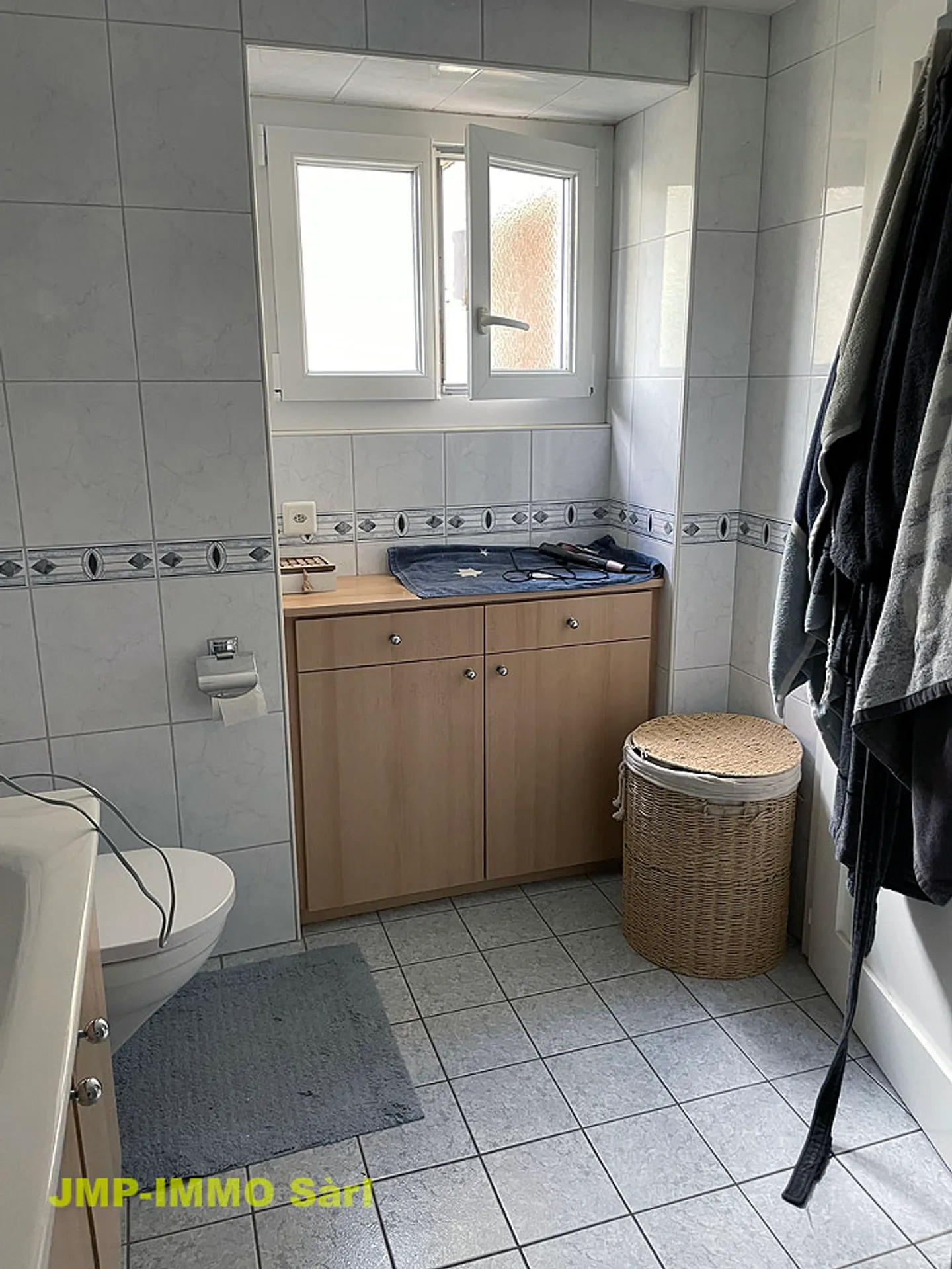 Appartement Rénové au Village - Photo 17 sur 21