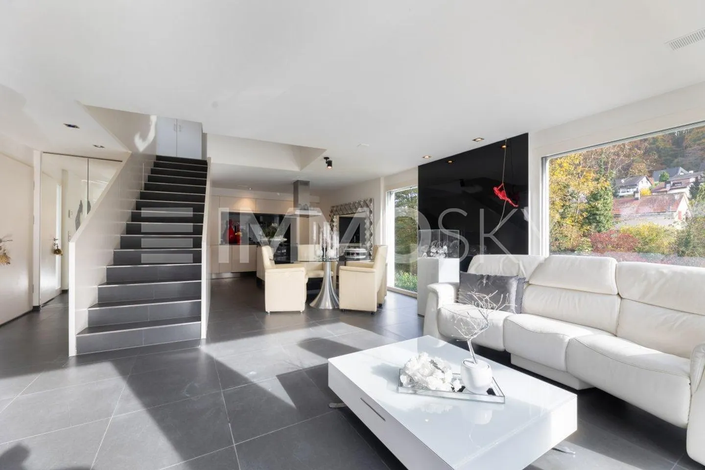 Panorama House - Open Space with a View - Photo 3 of 5