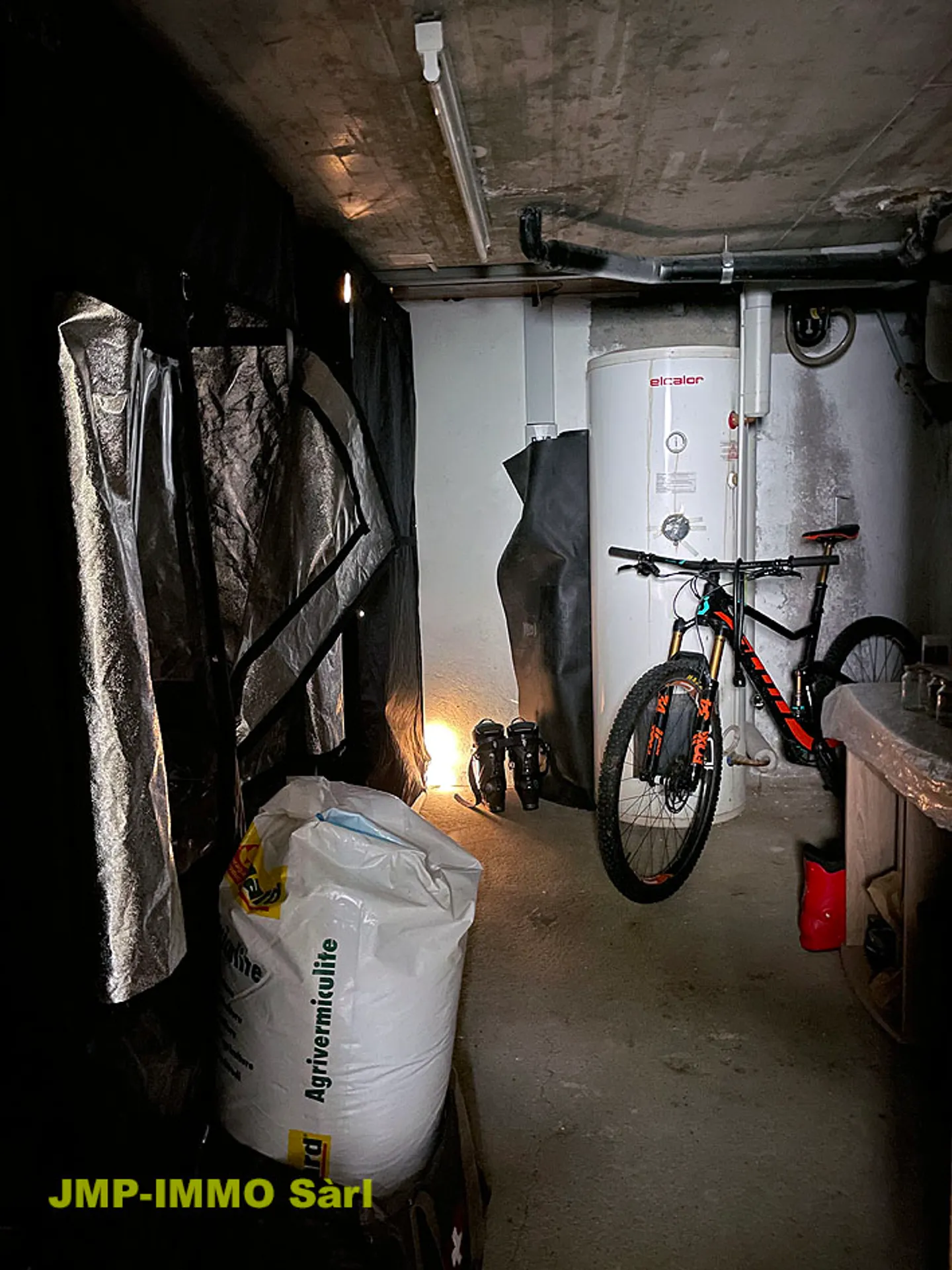 Appartement Rénové au Village - Photo 20 sur 21