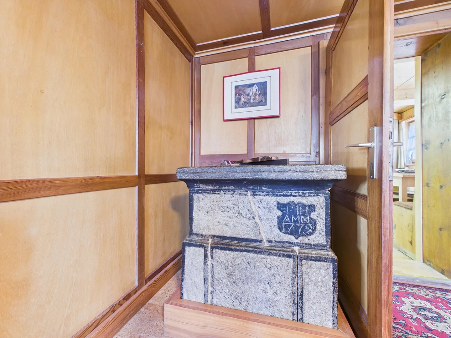 Chalet spacieux au cœur de Bellwald - 11 chambres, beaucoup de potentiel - Photo 12 sur 13