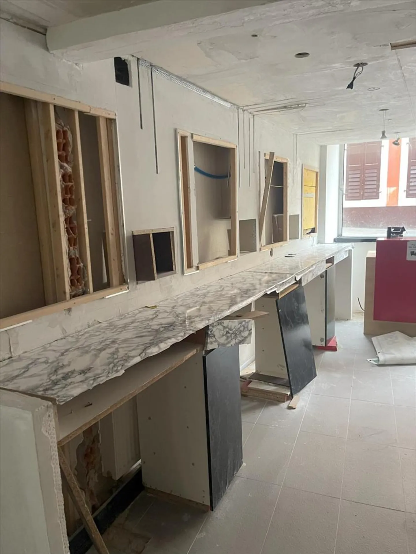 Nuovo a Moudon - Spazio commerciale in affitto - Foto 4 di 8
