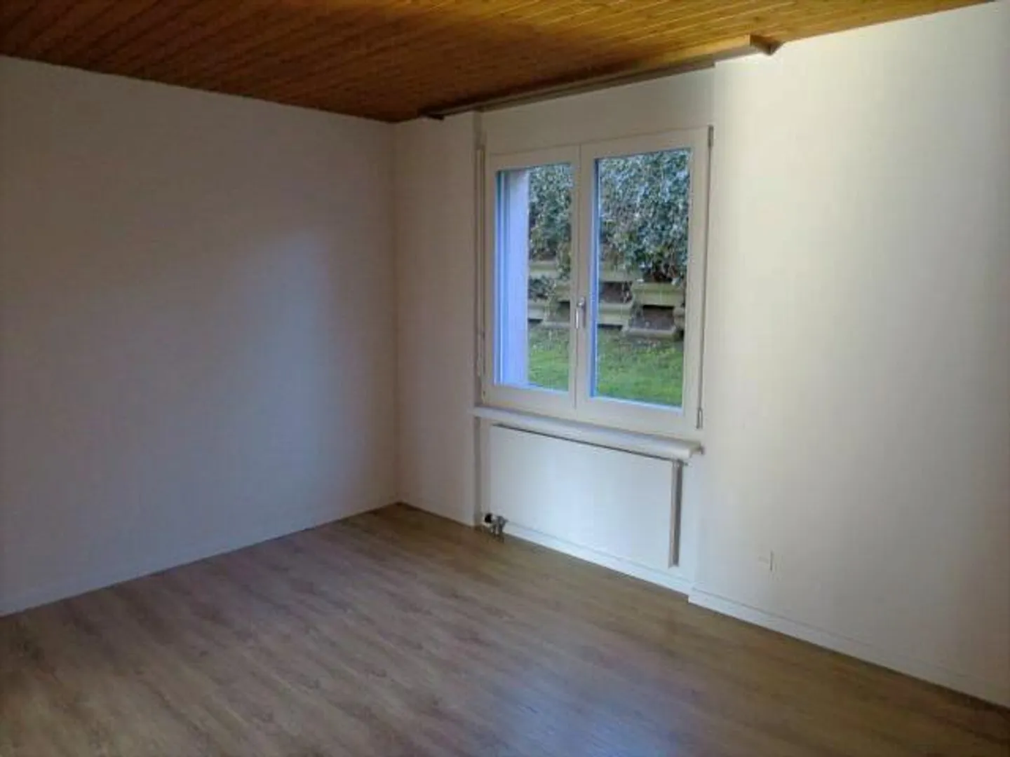 4.5 Room Apartment on the Ground Floor Hanfackerstrasse 5, 8360 Wallenwil - Photo 10 of 12