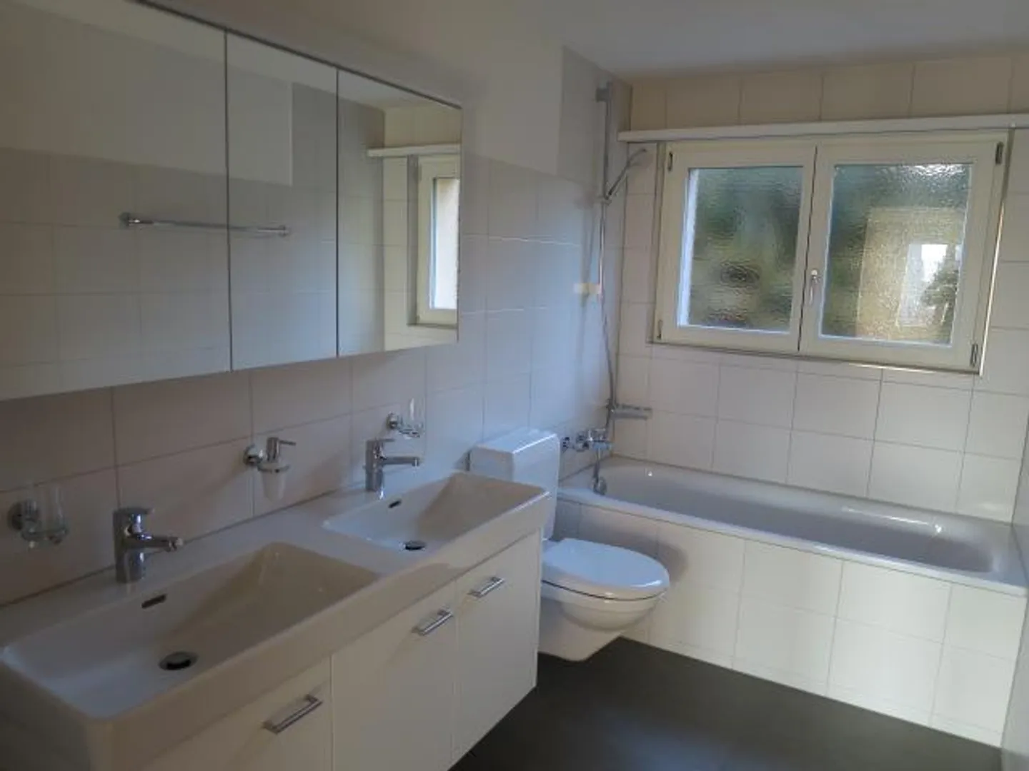 4.5 Room Apartment on the Ground Floor Hanfackerstrasse 5, 8360 Wallenwil - Photo 11 of 12