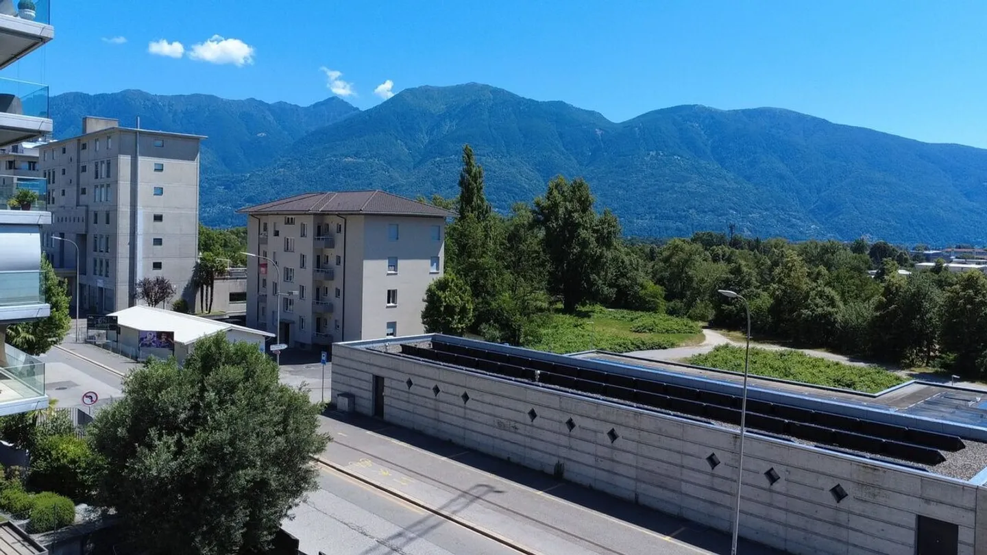 Style and Space: 3.5-Room Apartments with Large Covered Terrace - Photo 10 of 10