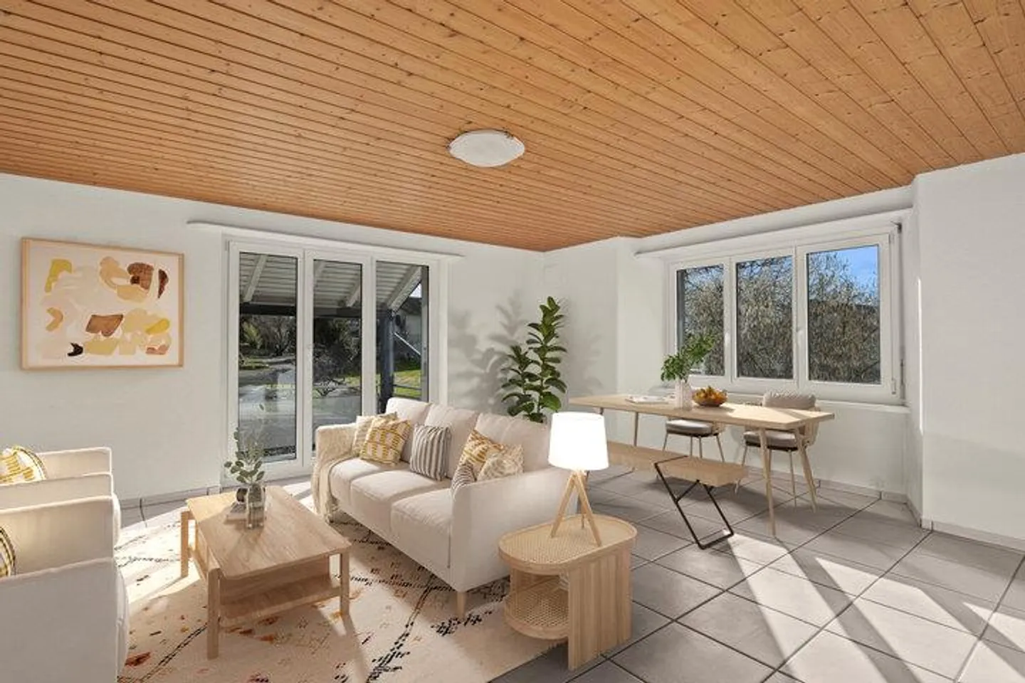 ATTRAKTIVE WOHNUNG MIT BALKON UND GRÜNER AUSSICHT - Foto 2 von 8