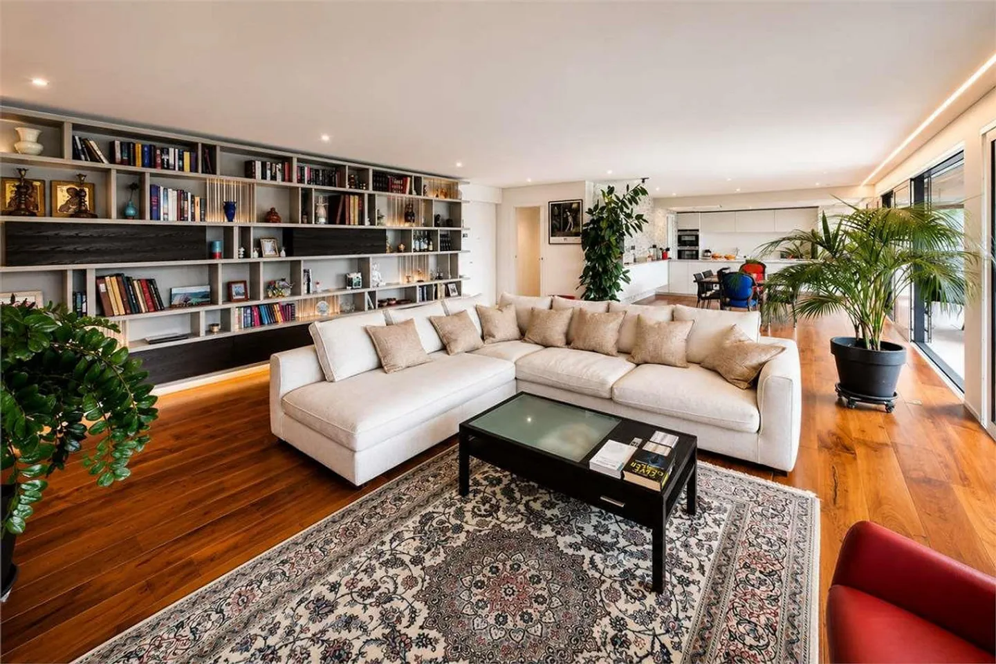 Penthouse avec grande terrasse et vue sur le lac - Photo 6 sur 13