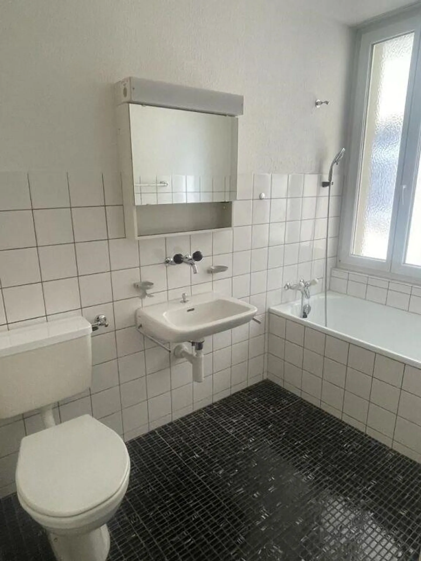 Single apartment for rent in St. Gallen! - Photo 4 of 4