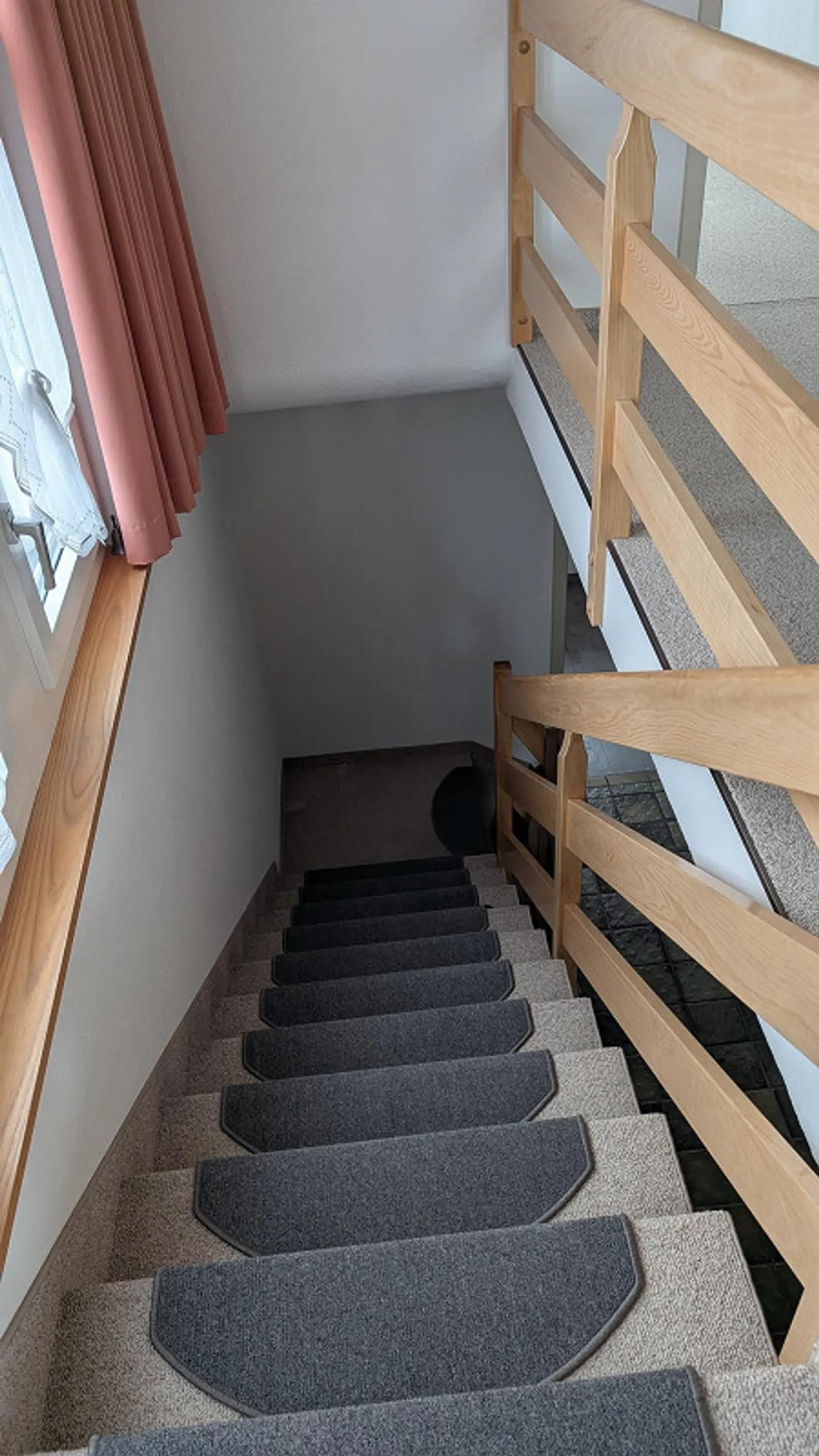 Detached 7-Room Family House - Photo 17 of 30