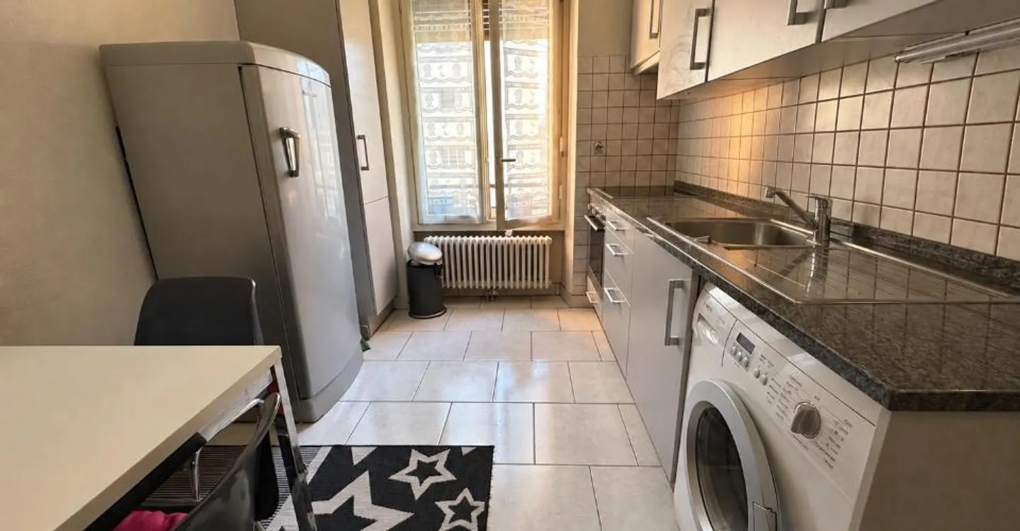 Charming furnished 2.5-room apartment - Photo 4 of 4