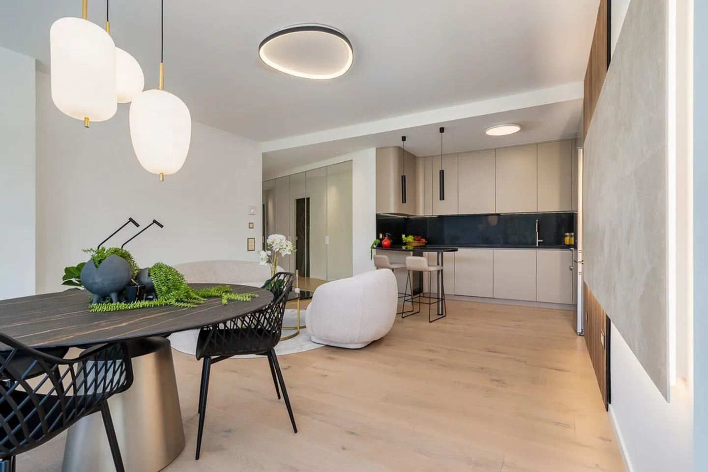 Magnifique appartement de 3,5 pièces avec vue sur le lac - Photo 2 sur 13