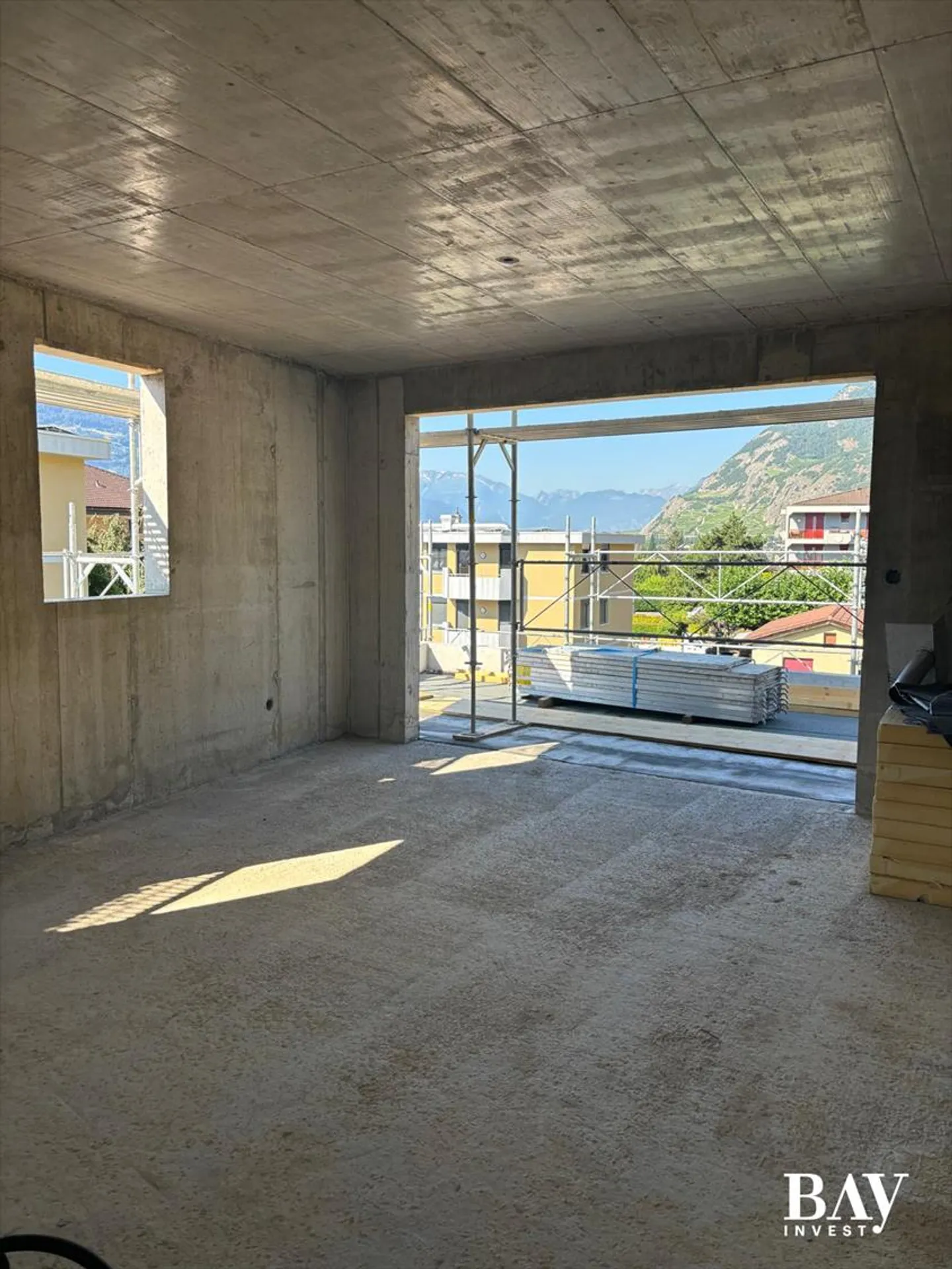 Attico in una casa angolare di 5 appartamenti nel cuore del villaggio di Vétroz - Foto 3 di 22
