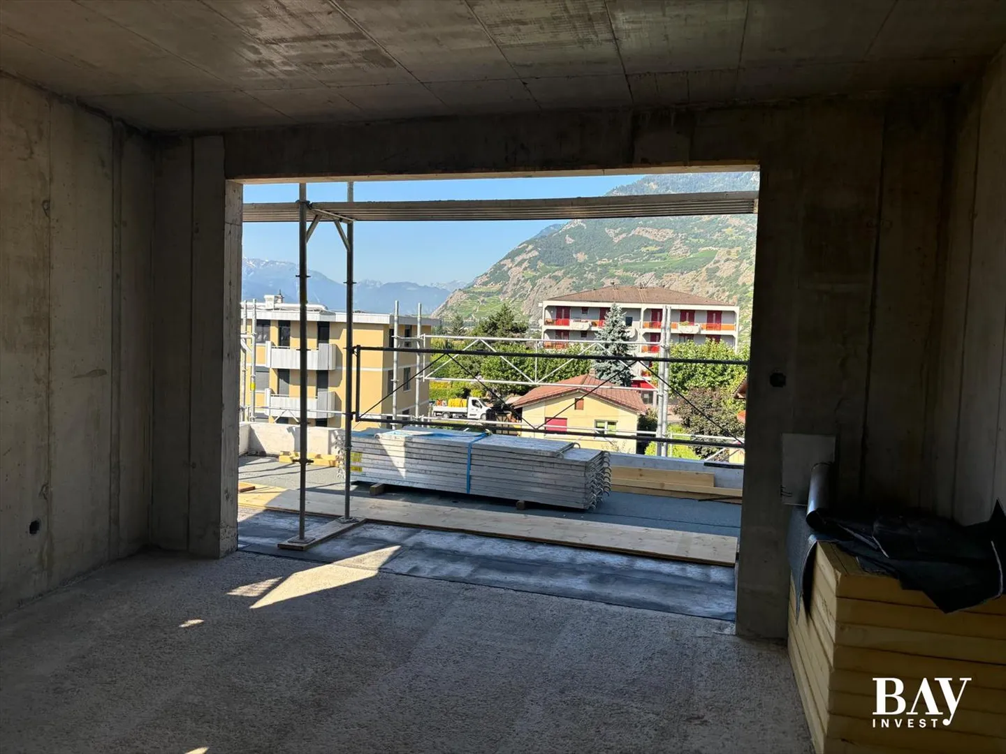 Attico in una casa angolare di 5 appartamenti nel cuore del villaggio di Vétroz - Foto 4 di 22