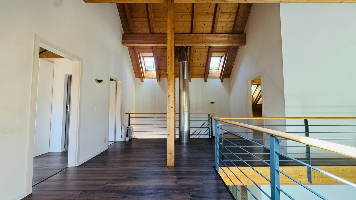 Detached 4.5-room single-family house with pool, sauna, winter garden, double garage & view - Photo 8 of 25