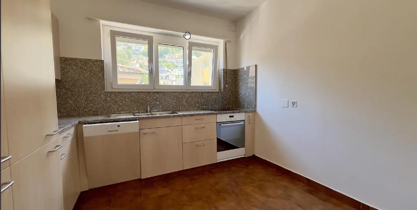 Helle 3.5-Zimmer-Wohnung mit Balkon und Parkplätzen in Lugano-Viganello - Foto 7 von 13