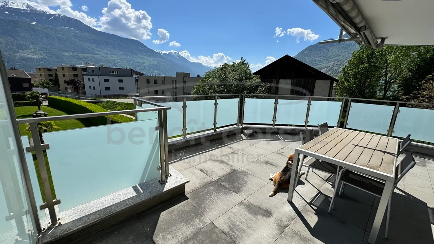 Geräumiges Penthouse mit Terrassen - Foto 8 von 9