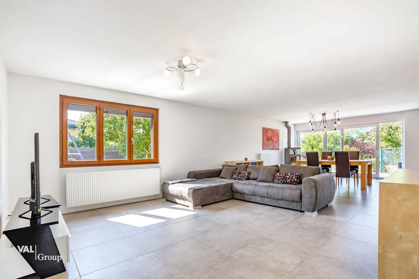 Charmante maison individuelle dans un quartier résidentiel - Photo 4 sur 11