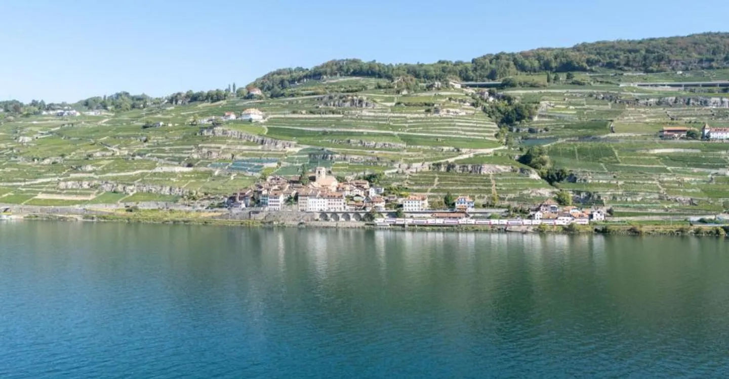 Ein charaktervolles Dorfhaus mit Blick auf den See - Foto 6 von 12