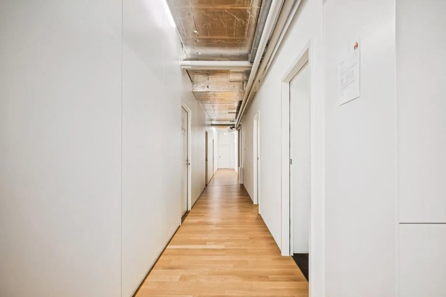 Moderne Bürofläche im Limmat Tower - Foto 5 von 10