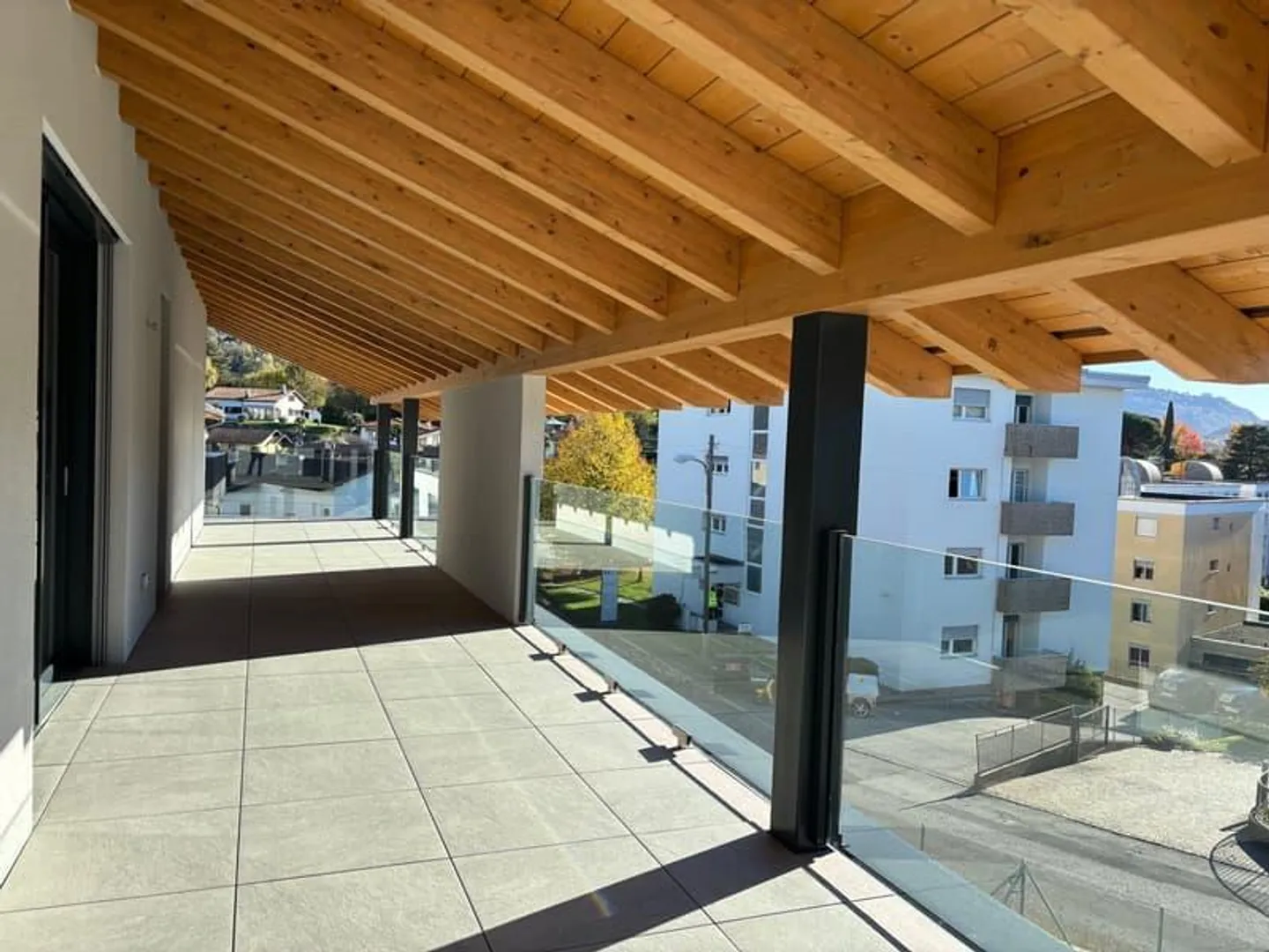 New penthouse with 3.5 rooms and large terrace - Photo 1 of 6