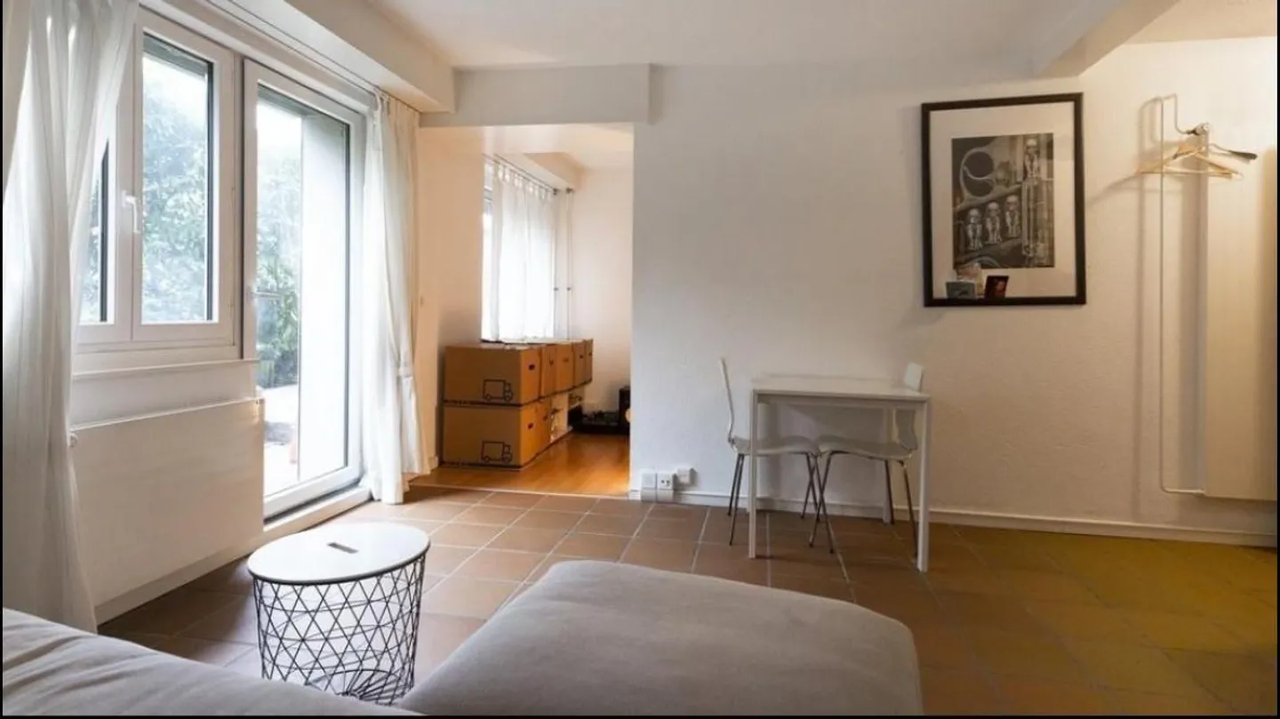 2.5 Room Apartment in Zurich - Photo 5 of 7