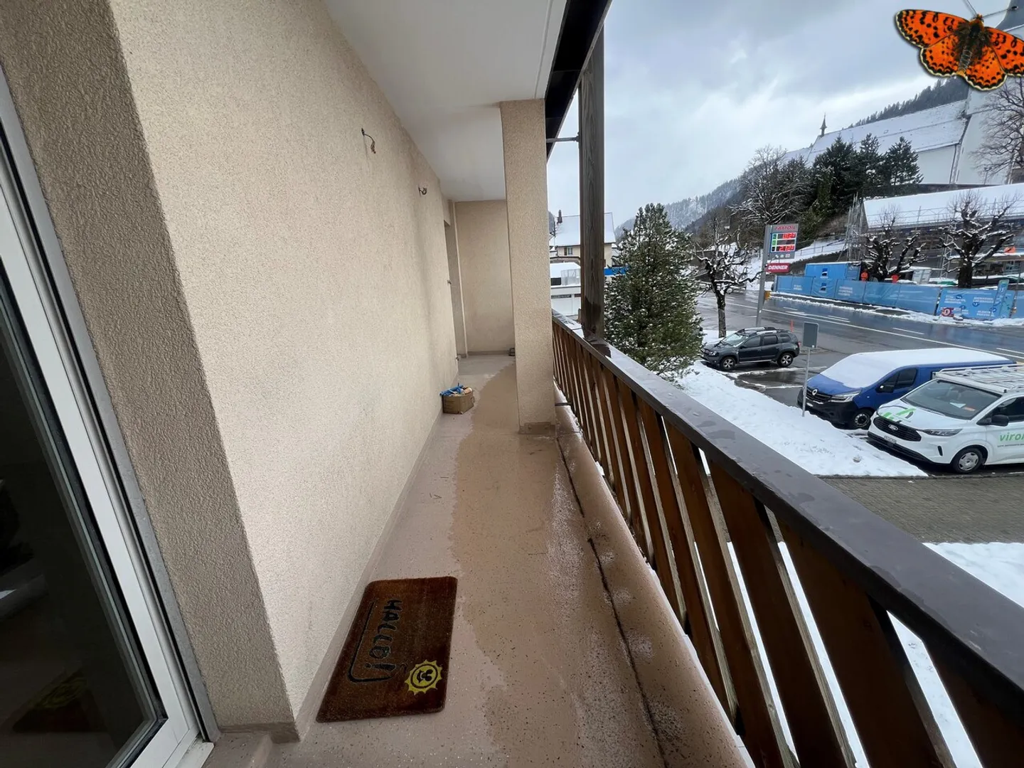 4 ZIMMER VOLLSTÄNDIG RENOVIERT IM HERZEN VON CHARMEY - Foto 3 von 8