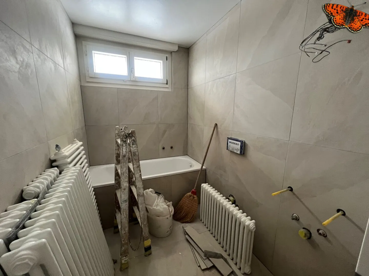 4 ZIMMER VOLLSTÄNDIG RENOVIERT IM HERZEN VON CHARMEY - Foto 5 von 8