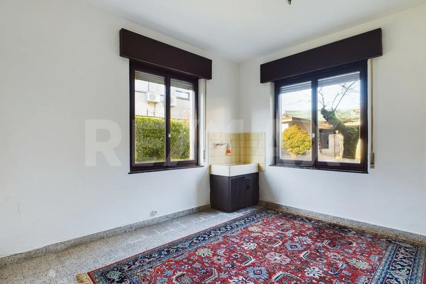 Casa plurifamiliare con possibilità di ampliamento - Foto 3 di 13
