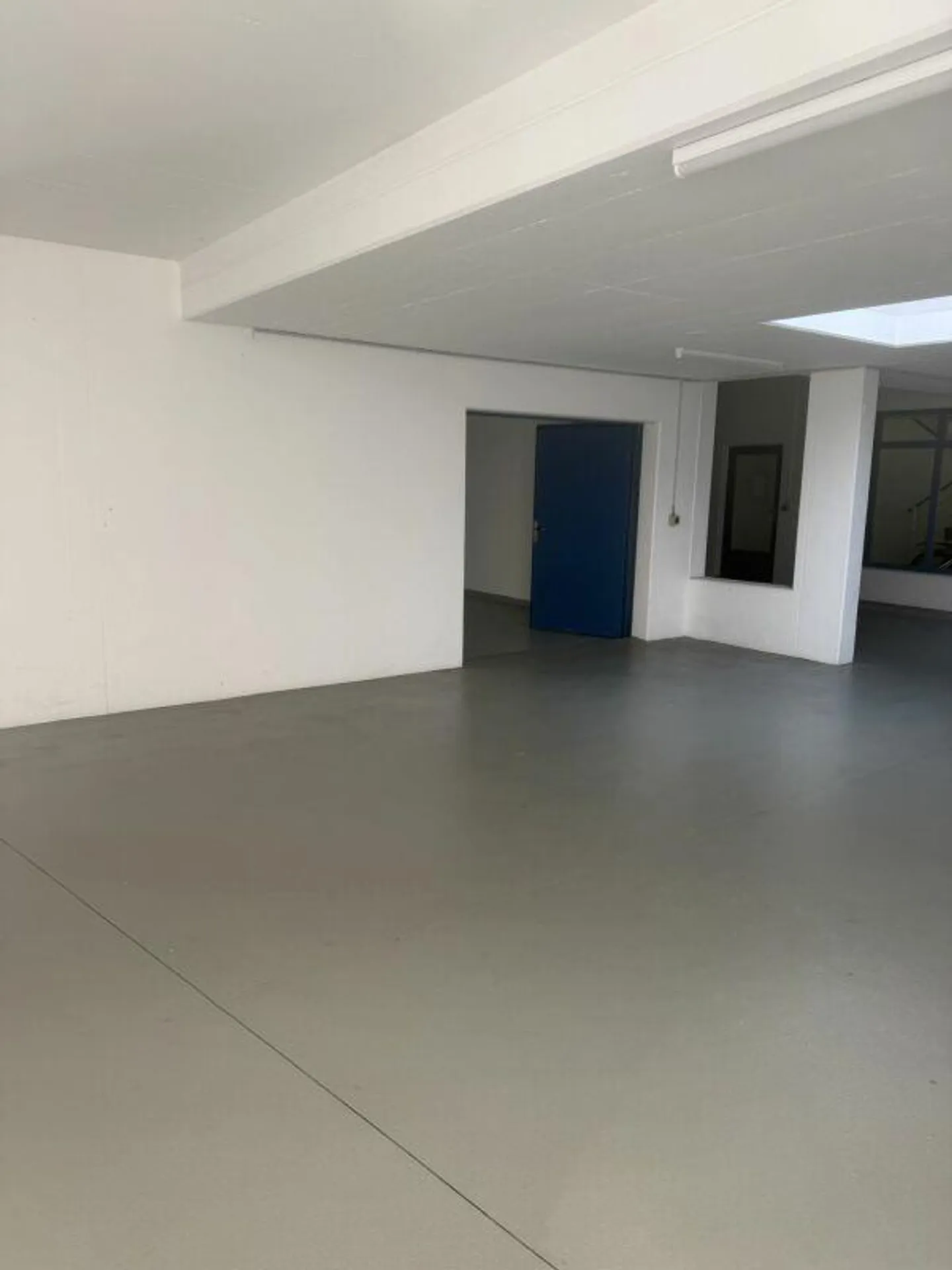 Spazio di stoccaggio di 69 m2 in affitto a Frick - Foto 1 di 7