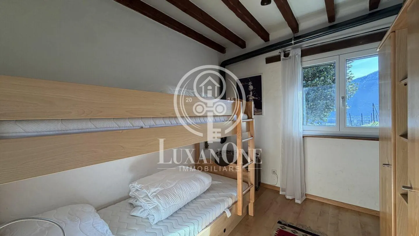 Incantevole casa unifamiliare con 3,5 stanze e vista panoramica mozzafiato e vista parziale sul lago - adatta come seconda casa - Foto 7 di 9