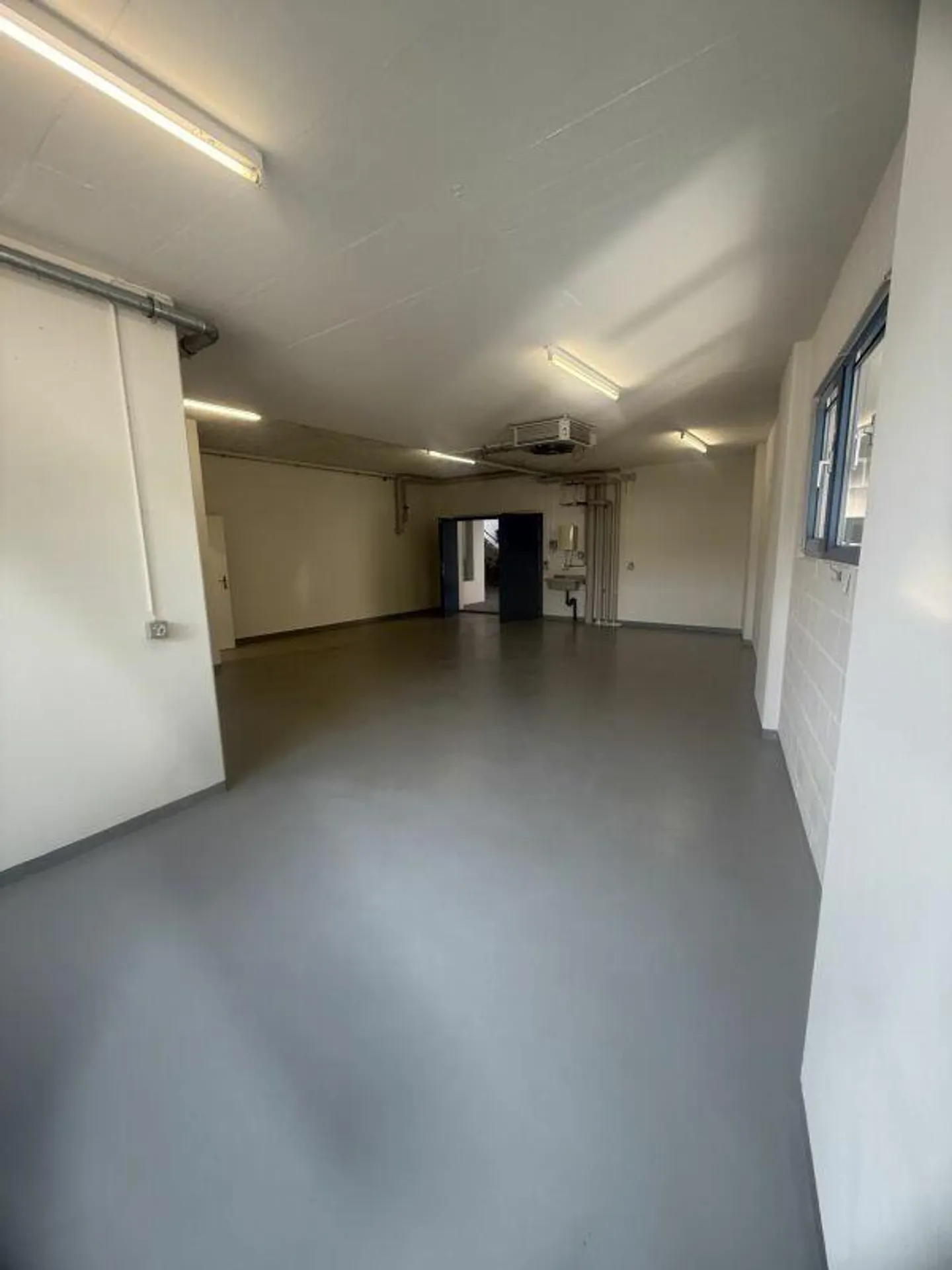 Spazio di stoccaggio di 69 m2 in affitto a Frick - Foto 6 di 7