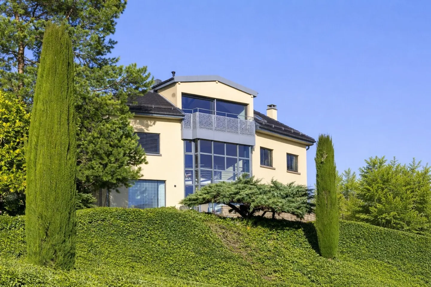 Villa 8 rooms - Photo 1 of 13