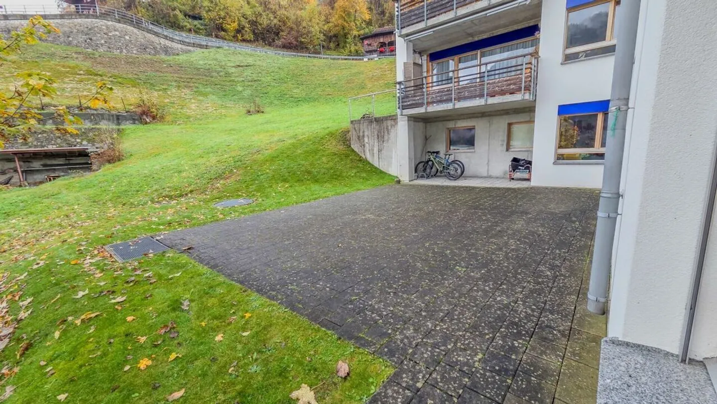 3½ Room Apartment with 102m² Outdoor Space / Perfect Location in Schiers - Photo 4 of 6