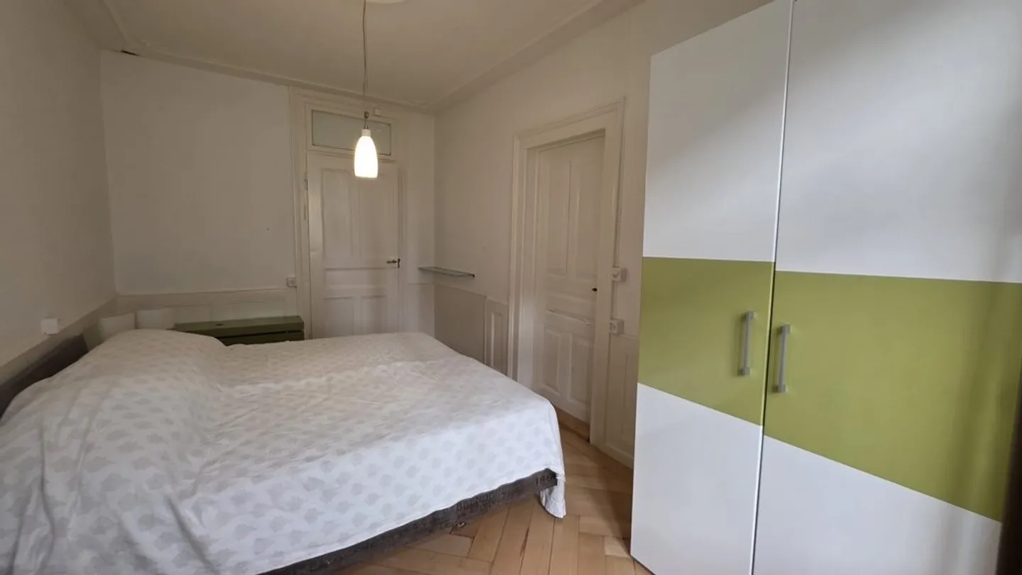 APPARTEMENT MEUBLÉ TOUT CONFORT - Photo 4 sur 8