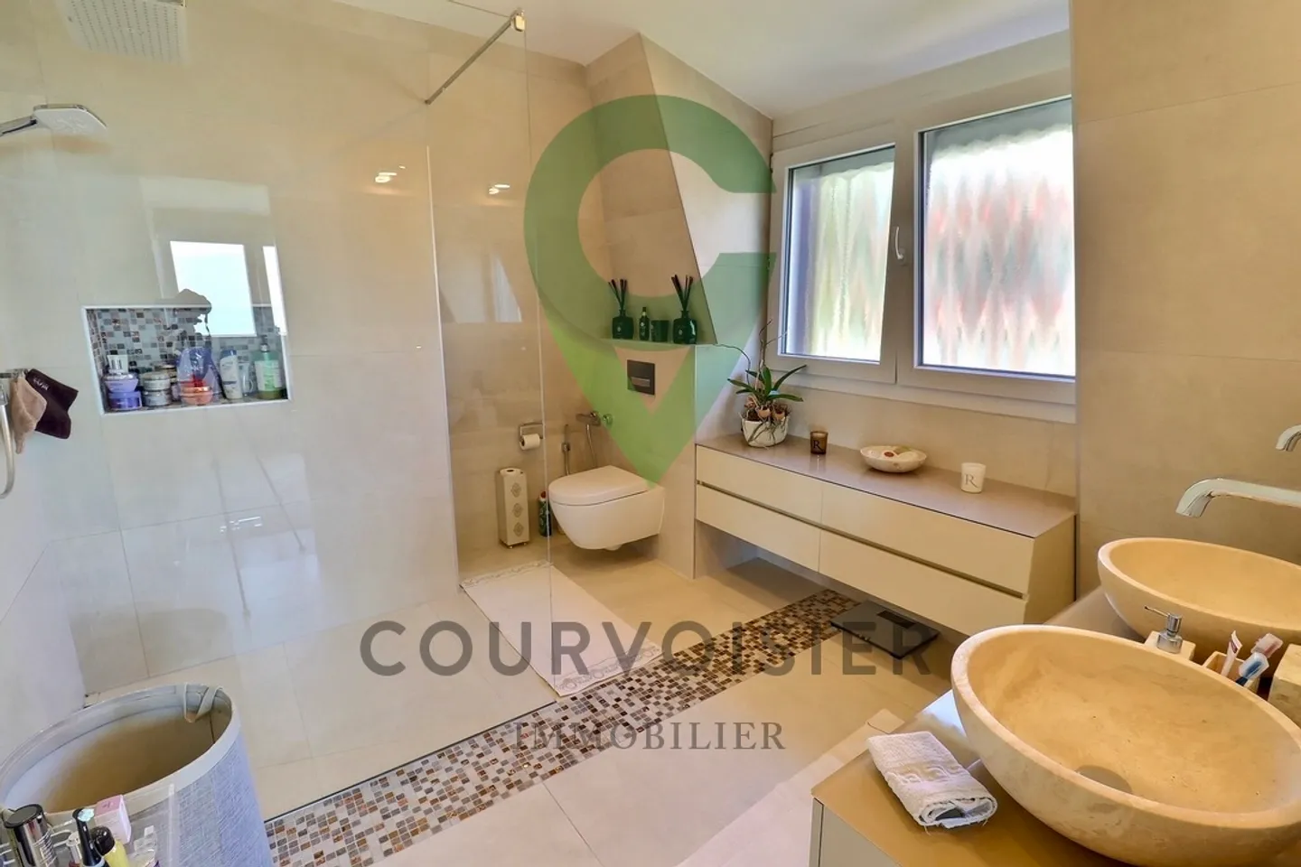 Stunning individual villa with garden in Pully - Photo 10 of 11