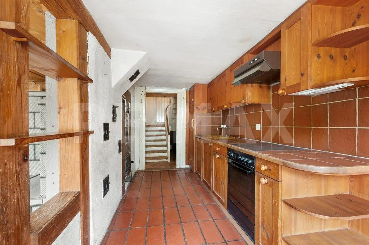 5.5-Zi.-Wohnhaus mit Gewerbe- und Ladenfläche - Photo 3 of 12