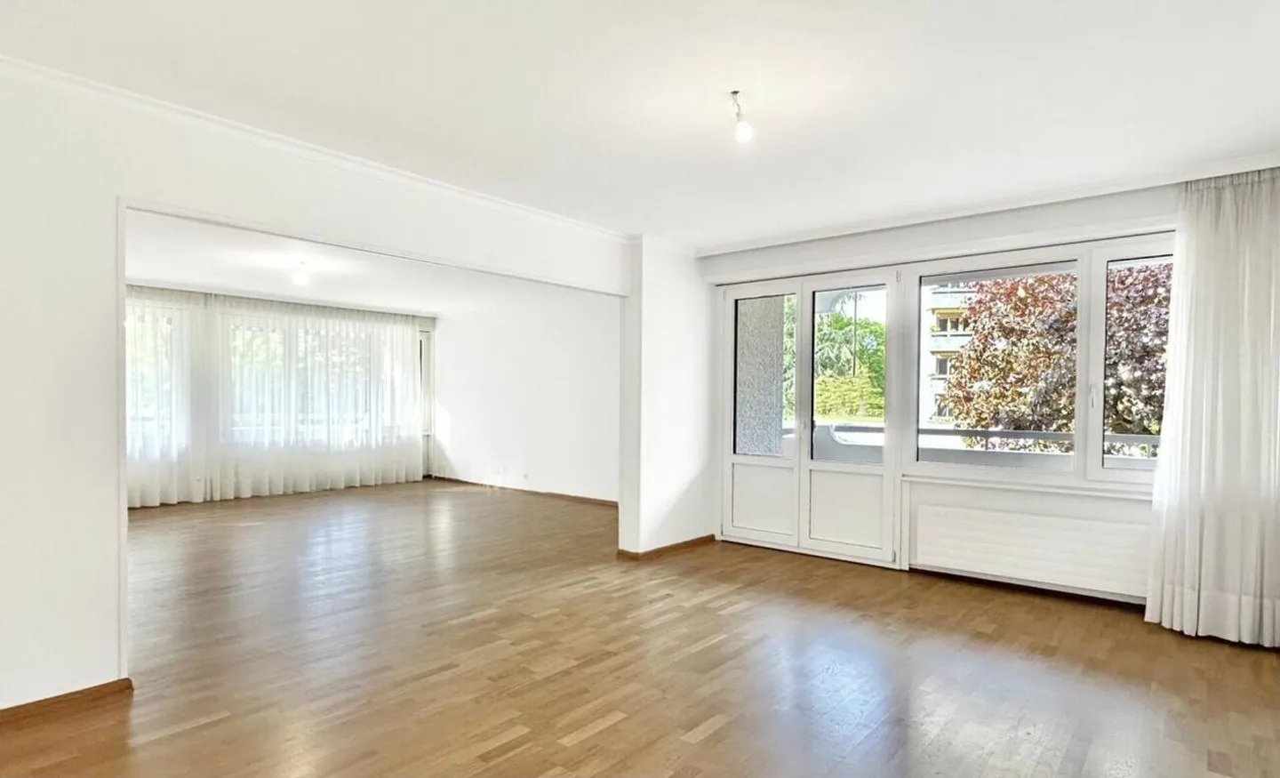 Appartement spacieux à Florissant - Photo 2 sur 17