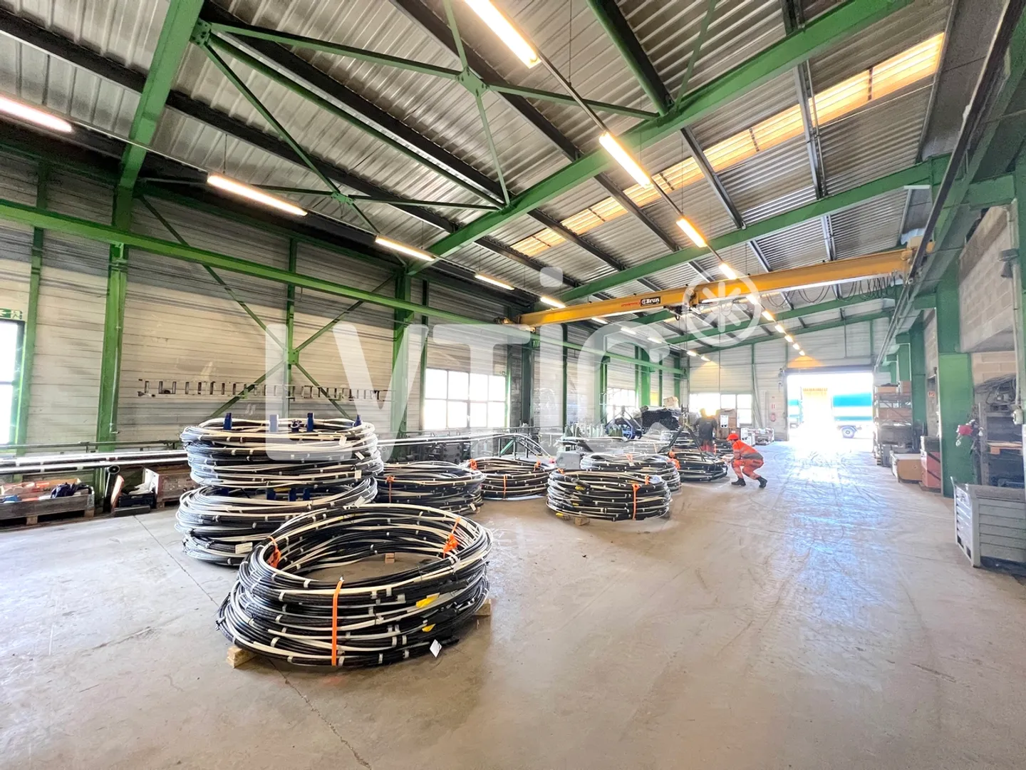Bâtiment industriel de 2100 m2 sur parcelle 4700 m2 à vendre à Moudon - Photo 5 sur 10