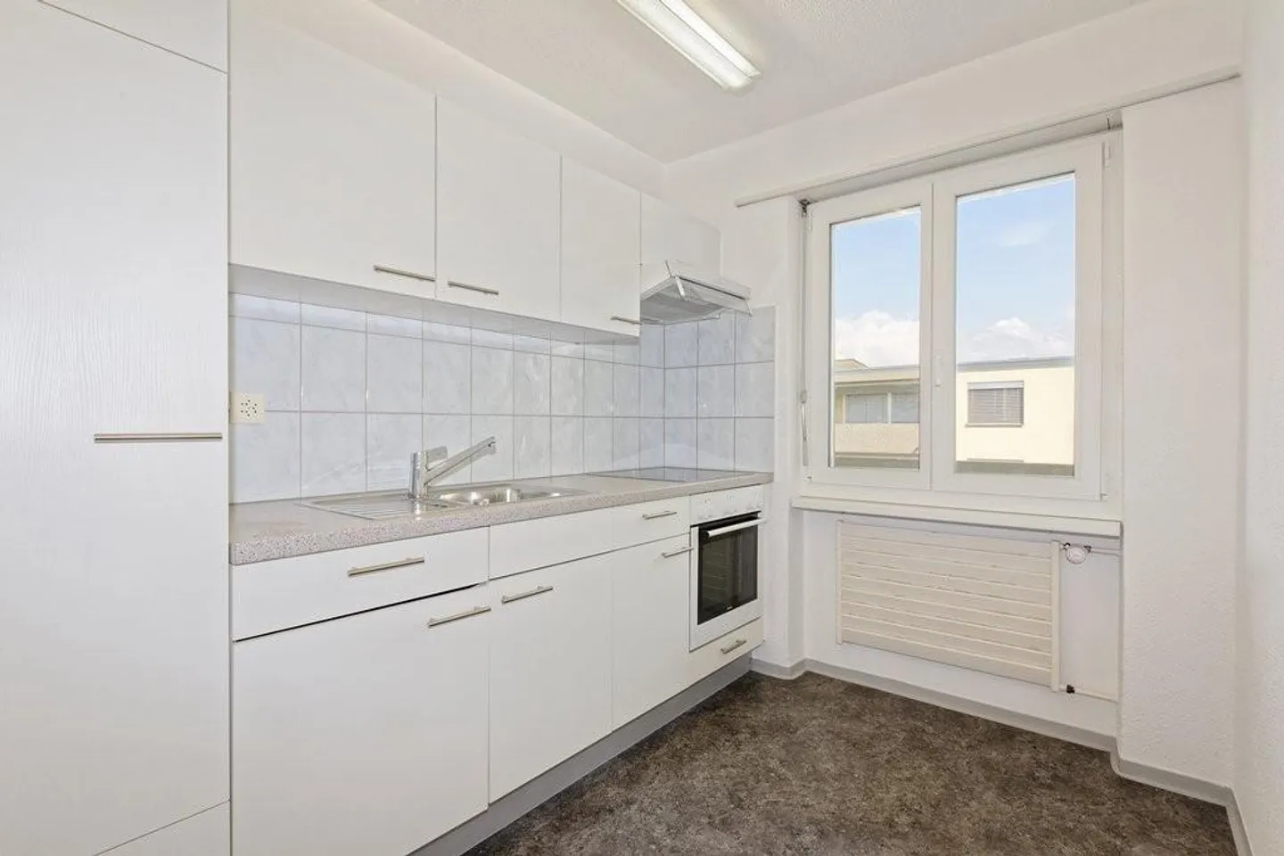 Geräumige Wohnung mit Grünblick - Foto 2 von 7