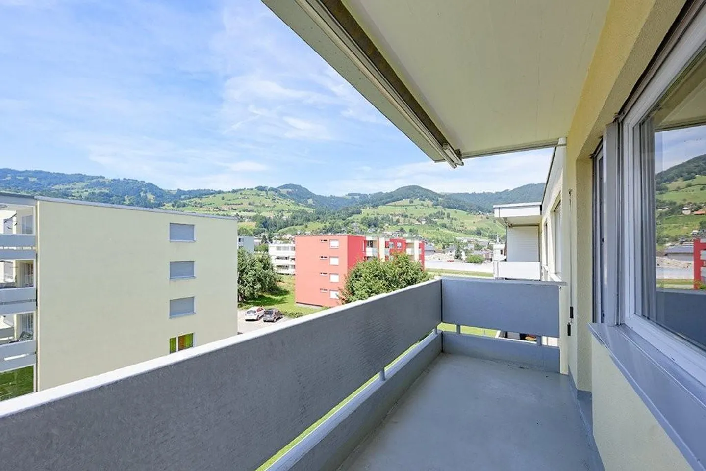 Geräumige Wohnung mit Grünblick - Foto 6 von 7