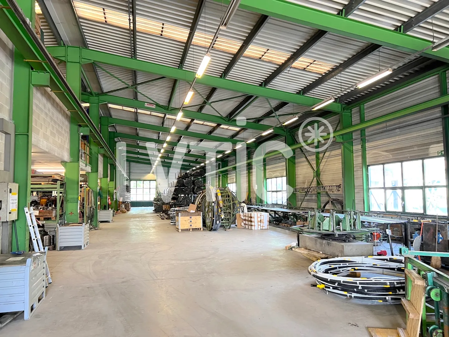 Bâtiment industriel de 2100 m2 sur parcelle 4700 m2 à vendre à Moudon - Photo 7 sur 10