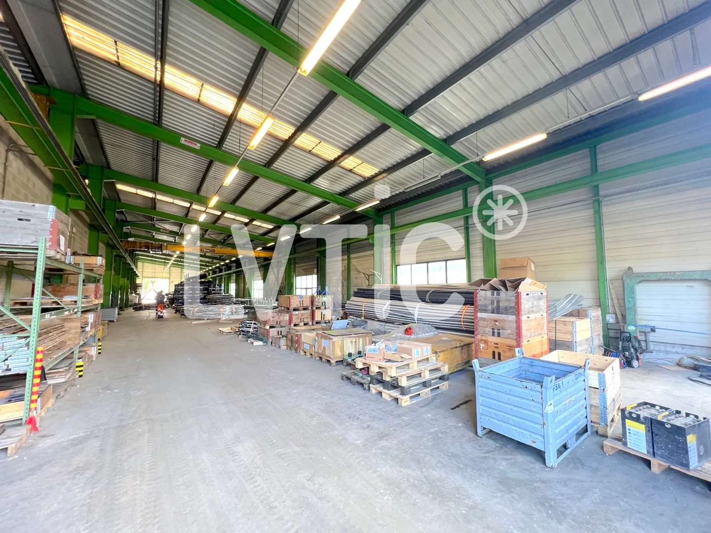 Bâtiment industriel de 2100 m2 sur parcelle 4700 m2 à vendre à Moudon - Photo 8 sur 10