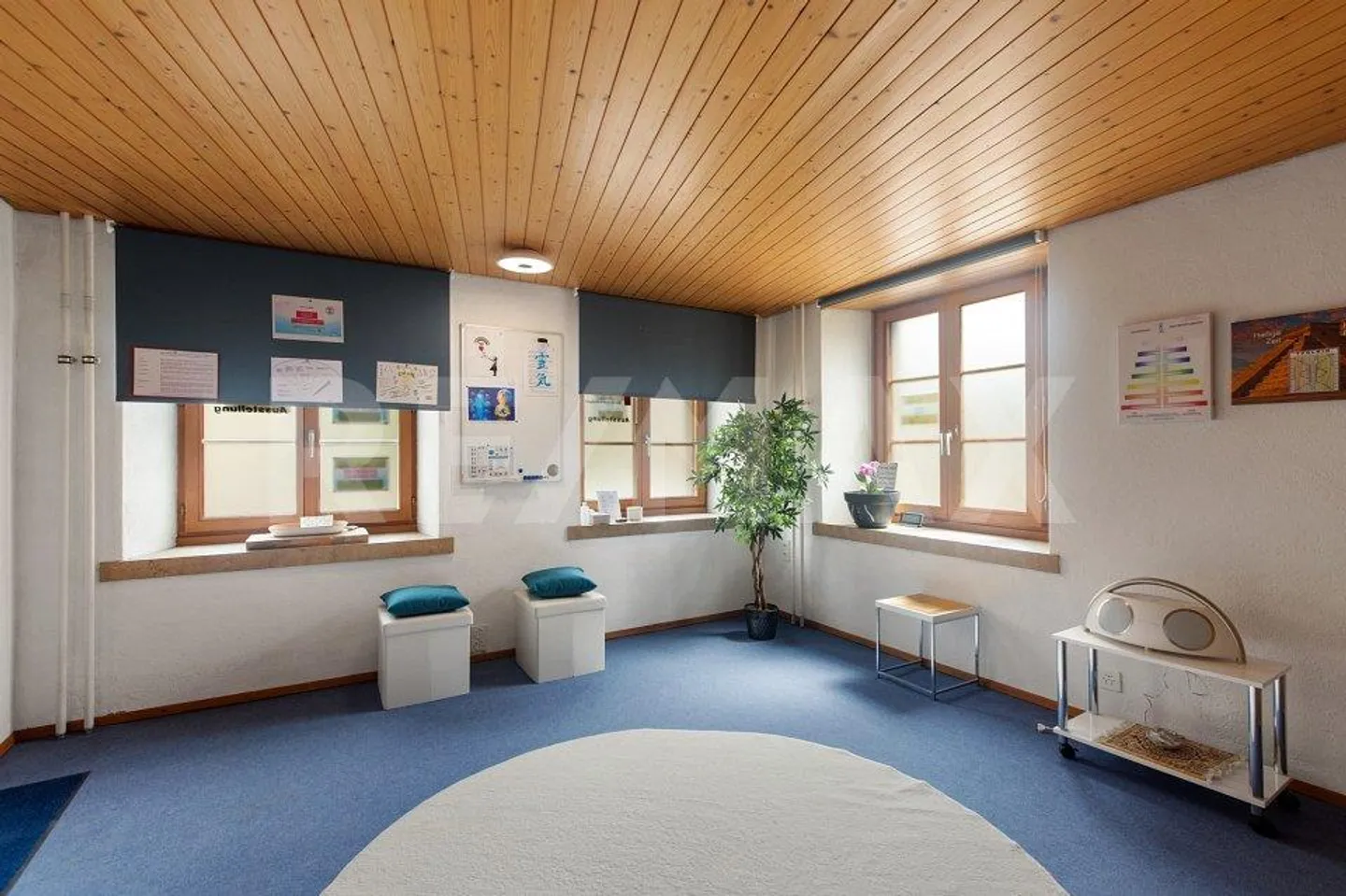 5.5-Zi.-Wohnhaus mit Gewerbe- und Ladenfläche - Photo 9 of 12