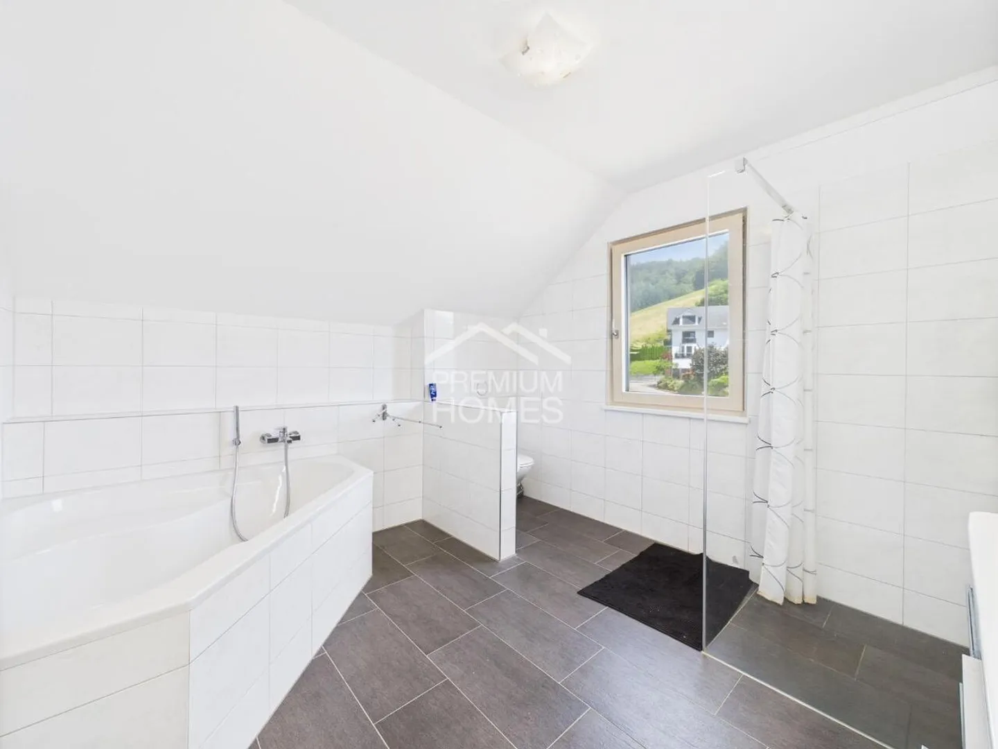 Maison individuelle à vendre - Photo 4 sur 8