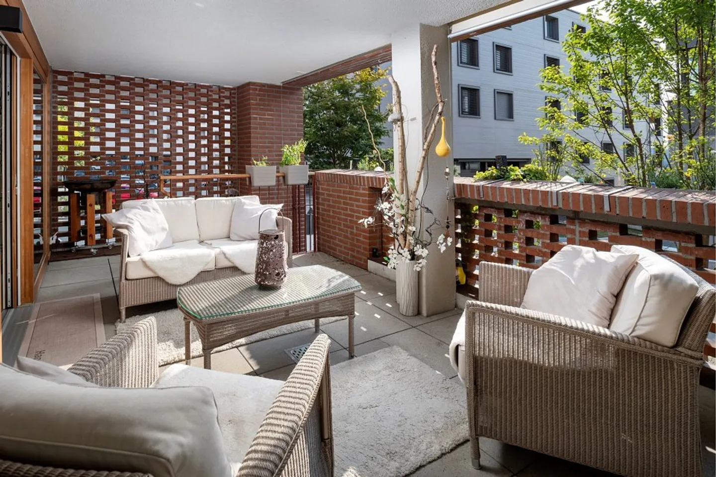 Stile di vita urbano vicino alla natura: appartamento di 2½ locali nel quartiere Leuen a Uitikon Waldegg - Foto 5 di 13