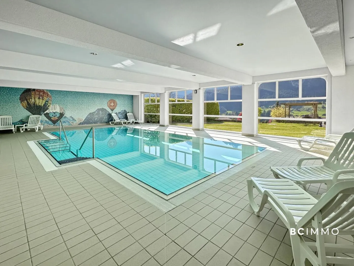 Outstanding Duplex Penthouse with Panoramic Views of the Pays d'Enhaut | Exclusivity - Photo 12 of 12